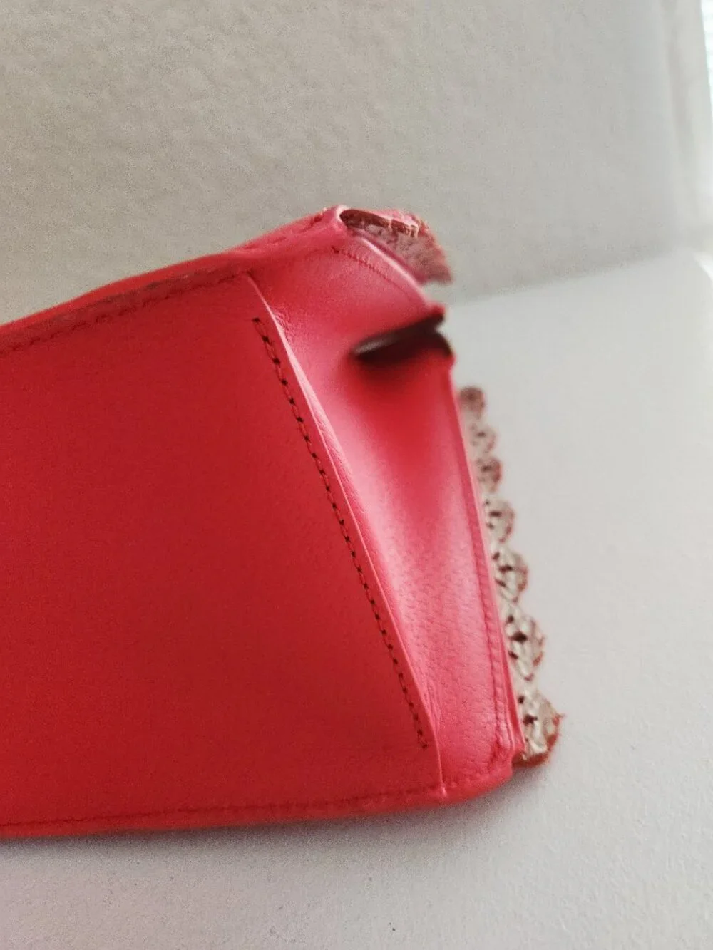 New Kate Spade NY Scallop Coral Leather Satchel Tote Purse - Picture 9 of 12